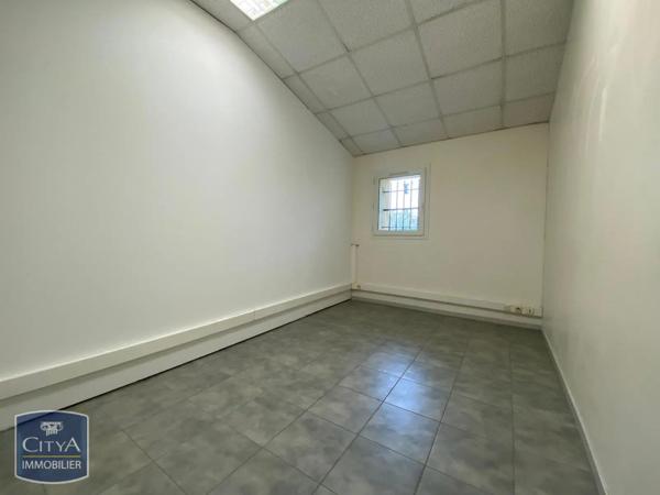 Local professionnel à louer