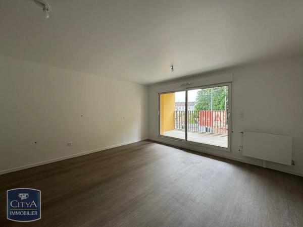 Appartement à louer 3 pièces 61.82m² Chartres (28000)