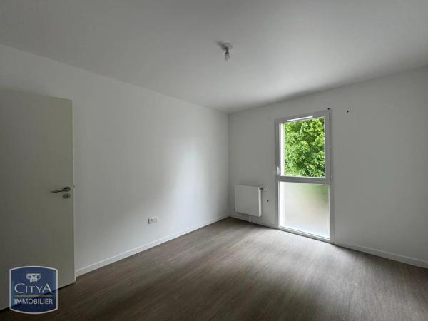 Appartement à louer 3 pièces 61.82m² Chartres (28000)