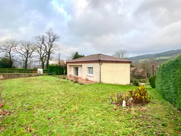 maison avec garage et terrain attenant