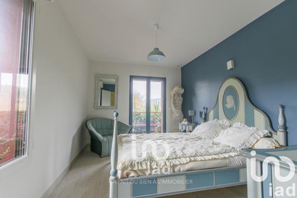 Maison à vendre 11 pièces 299 m² Mantes-la-Jolie