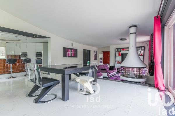 Maison à vendre 11 pièces 299 m² Mantes-la-Jolie