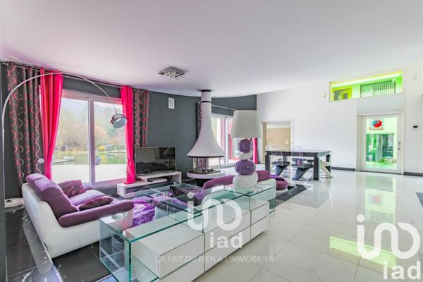 Maison à vendre 11 pièces 299 m² Mantes-la-Jolie