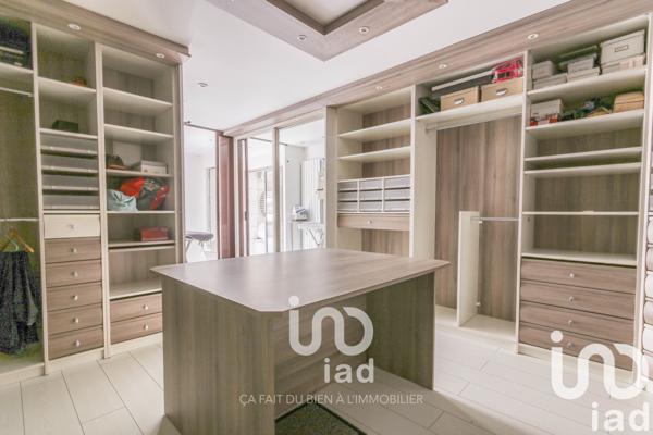 Maison à vendre 11 pièces 299 m² Mantes-la-Jolie