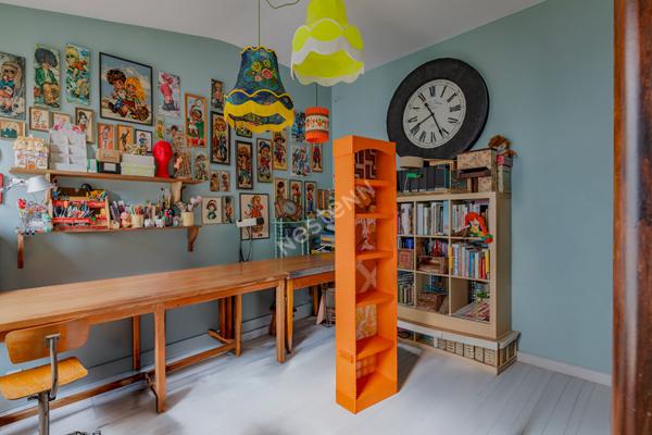 MAISON 110 m² , VILLEURBANNE FLACHET, TERRASSE, CAVE, GARAGE en sus.