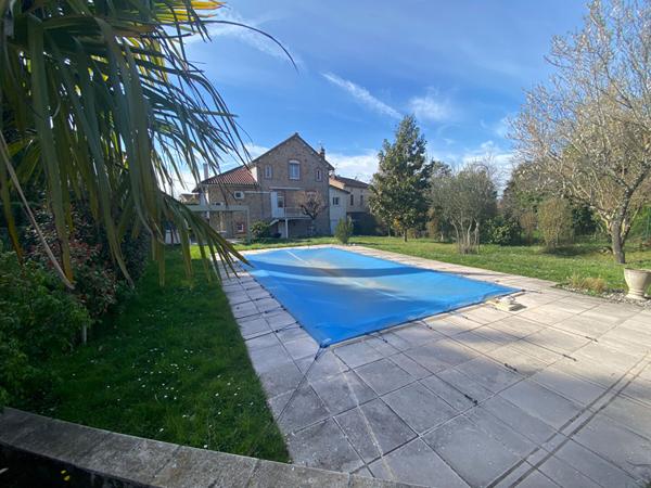 Carmaux, maison de type 8 de 205 m²