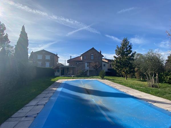 Carmaux, maison de type 8 de 205 m²