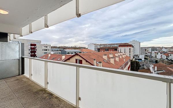 Appartement à vendre    1 pièce • 49,91 m2 Bayonne
