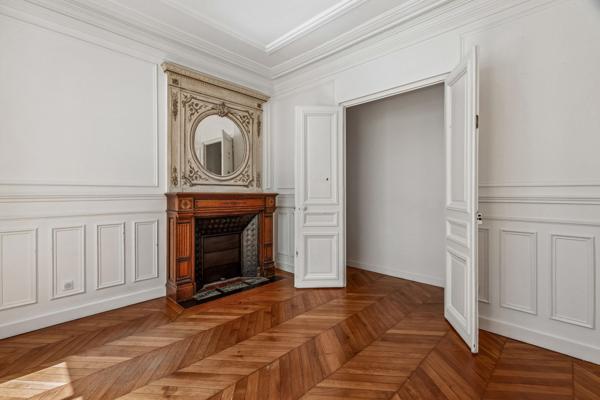 Vente Appartement de luxe Paris 8 3 Pièces 125 m²