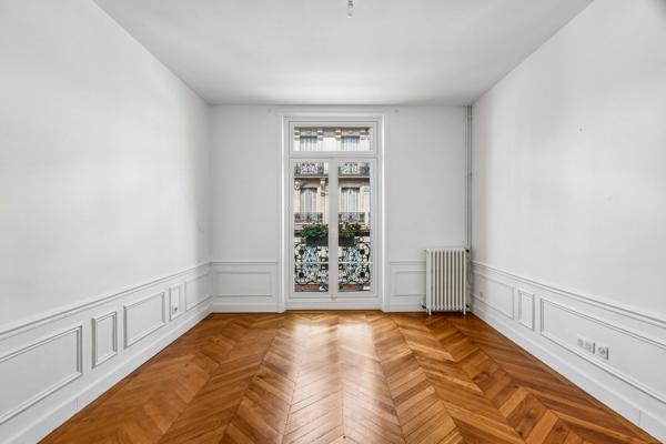 Vente Appartement de luxe Paris 8 3 Pièces 125 m²