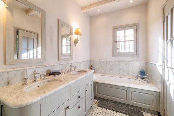 Vente Bastide Vence 7 Pièces 290 m²