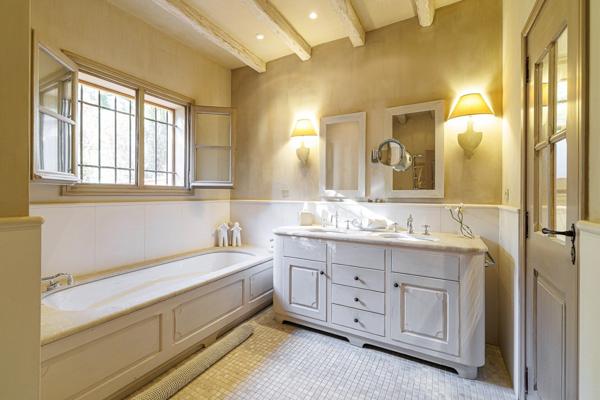 Vente Bastide Vence 7 Pièces 290 m²