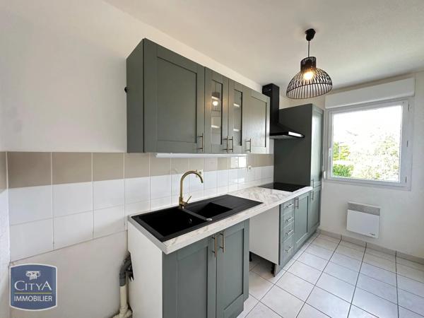 Appartement à louer 3 pièces 64.9m² Sillery (51500)