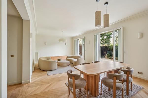 Vente Appartement de luxe Paris 7 6 Pièces 180 m²