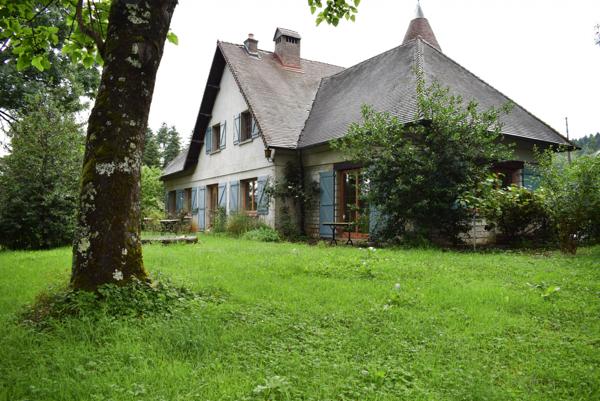 Pontarlier (25300) REVERMONT JURASSIEN SUPERBE PROPRIETE