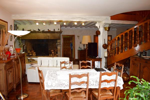 Pontarlier (25300) REVERMONT JURASSIEN SUPERBE PROPRIETE