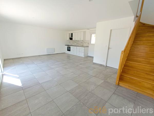 Vente
                Maison81,4 m² - 3 Pièces -
                    MONTLOUIS SUR LOIRE (37270)