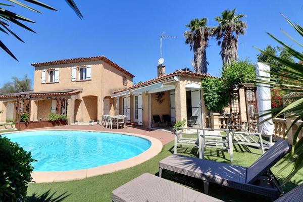 MAISON TYPE 7 / JARDIN / PISICNE / GARAGE