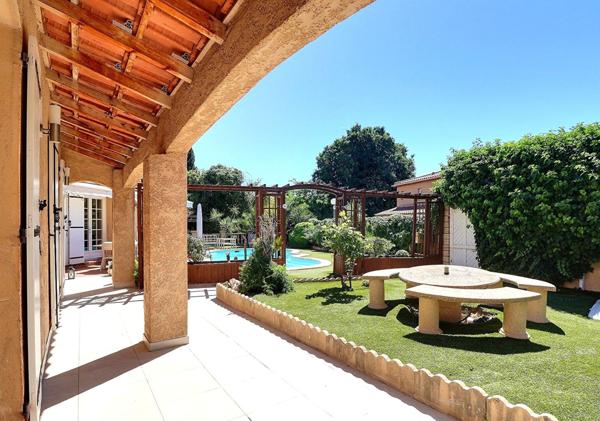 MAISON TYPE 7 / JARDIN / PISICNE / GARAGE