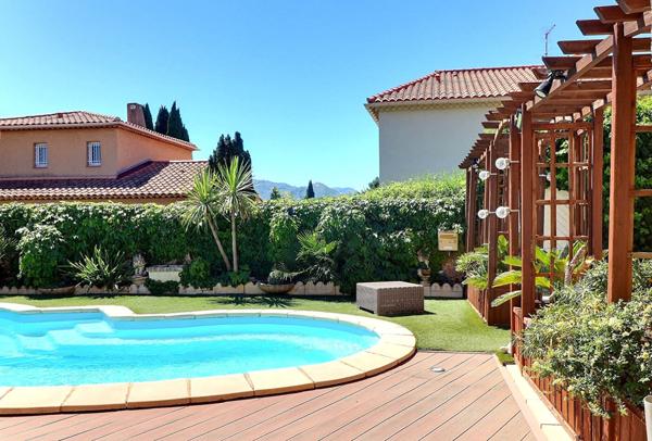 MAISON TYPE 7 / JARDIN / PISICNE / GARAGE