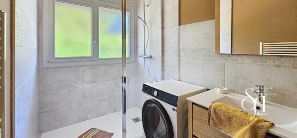 Maison plain pied sur sous-sol complet, 2 chambres et dépendance