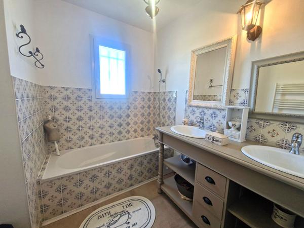 Maison Cheval Blanc 6 pièce(s) 135 m2
