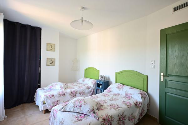 Maison Cheval Blanc 6 pièce(s) 135 m2