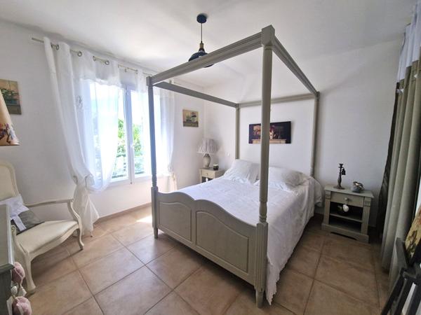 Maison Cheval Blanc 6 pièce(s) 135 m2