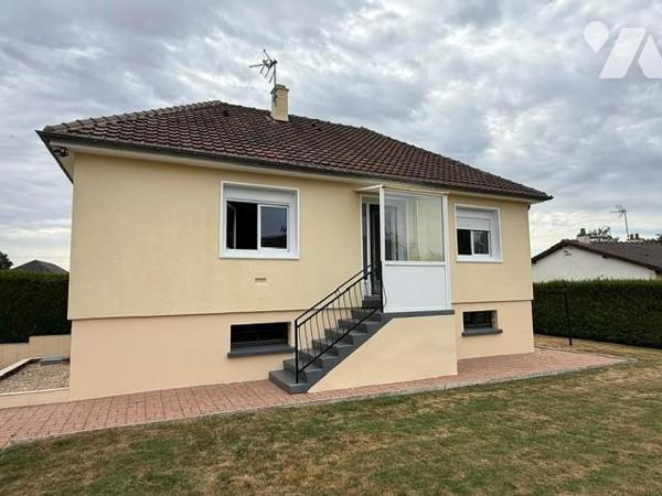 PROCHE BERNAY JOLI PAVILLON PLAIN-PIED RENOVE 3 CH SOUS-SOL COMPLET