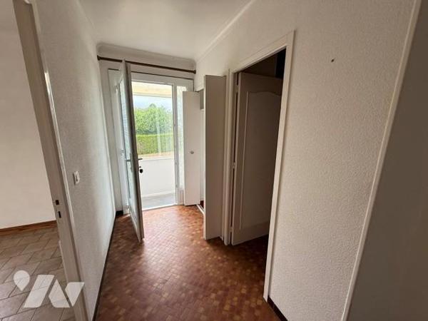 PROCHE BERNAY JOLI PAVILLON PLAIN-PIED RENOVE 3 CH SOUS-SOL COMPLET