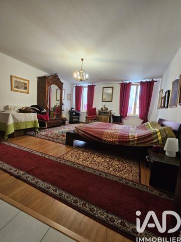 Maison à vendre 10 pièces 343 m² Lussat