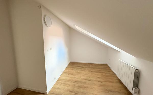 Appartement à louer    3 pièces • 87,51 m2 Strasbourg