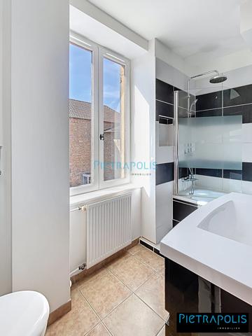 Propriété d'exception en pierres dorées - 9 pièces -280 m² hab - Terrain 1598 m²