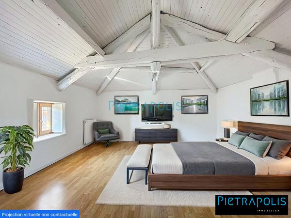 Propriété d'exception en pierres dorées - 9 pièces -280 m² hab - Terrain 1598 m²