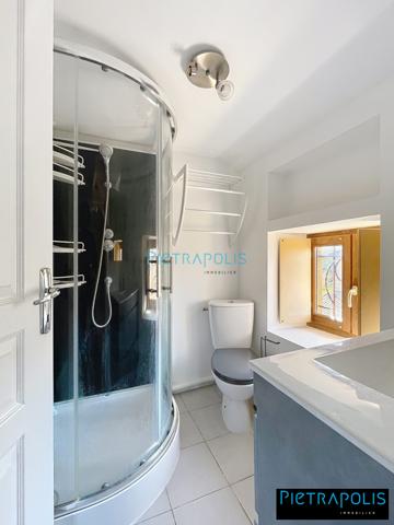 Propriété d'exception en pierres dorées - 9 pièces -280 m² hab - Terrain 1598 m²
