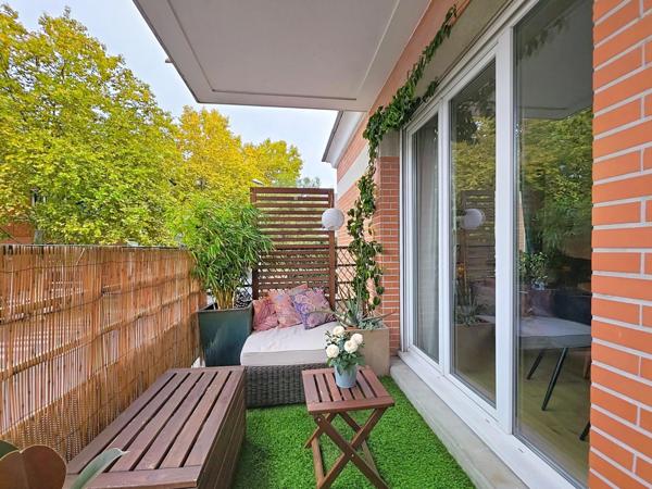 APPARTEMENT EN PARFAIT ETAT AVEC BALCON ET PARKING