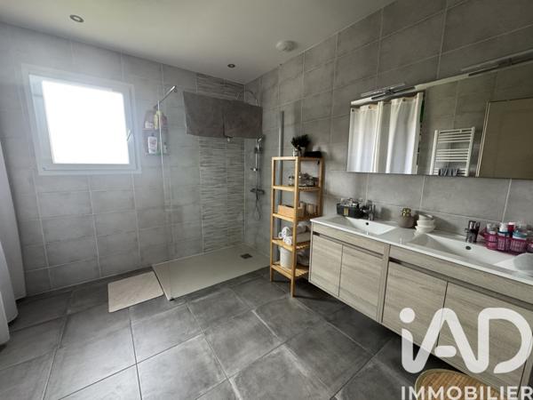 Location maison 5 pièces 120 m² Puyréaux