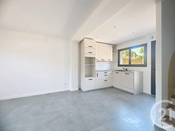 Appartement T4 à vendre  4 pièces - 80,41 m 2   GUJAN MESTRAS  - 33