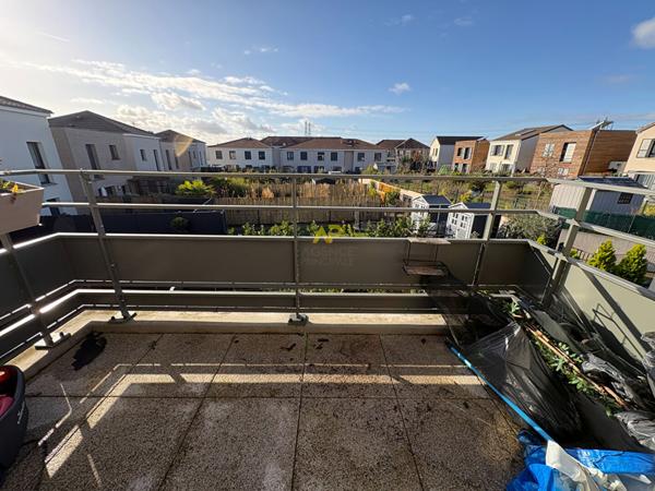 F3 BOIS ROCHEFORT AVEC BALCON €300 000 ** - Référence 2013