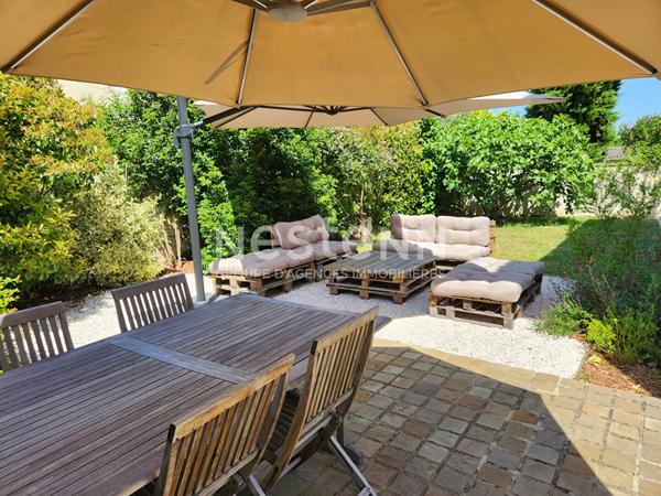 Maison / SEJOUR CUISINE 54m2 / 4 chambres / 1 SDB / 1 SDE / Combles amenagés