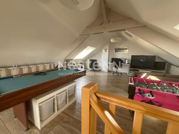 Maison / SEJOUR CUISINE 54m2 / 4 chambres / 1 SDB / 1 SDE / Combles amenagés