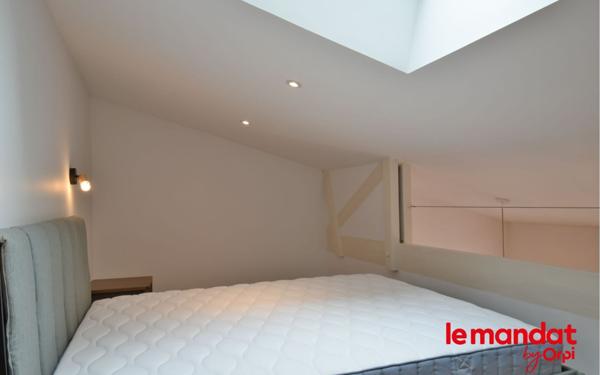 Appartement à louer    2 pièces • 50 m2 Bordeaux