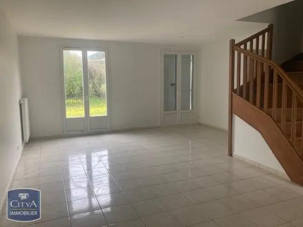 Maison à louer 5 pièces 112.92m² Buxerolles (86180)