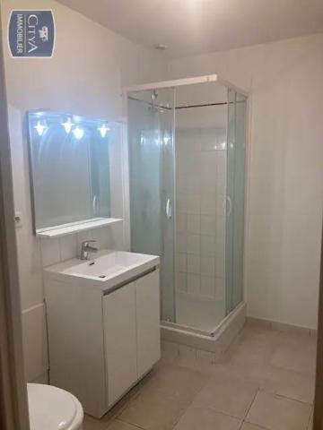 Maison à louer 5 pièces 112.92m² Buxerolles (86180)