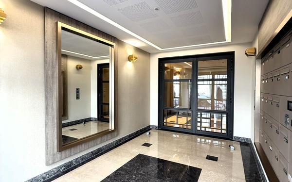 Appartement à vendre    3 pièces • 63,74 m2 Antony