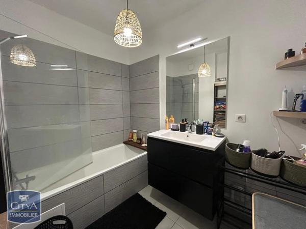 Appartement à louer 2 pièces 47.51m²