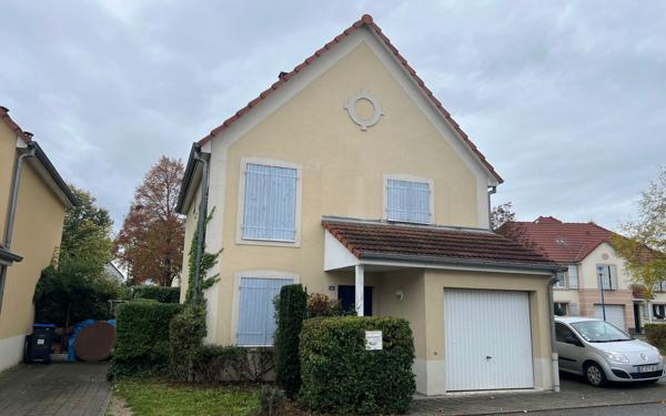 Maison à louer    5 pièces •  Eschau