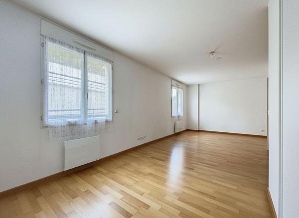 Grand studio de 36 m² - Saint-Germain-en-Laye