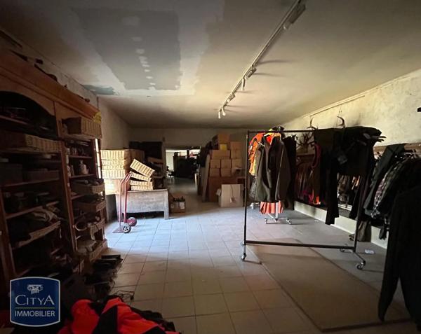 Local commercial à louer 500m² Marigny-les-Usages (45760)