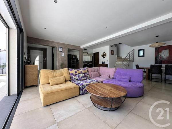 Maison à vendre  6 pièces - 181 m2 ST CYR SUR MER - 83